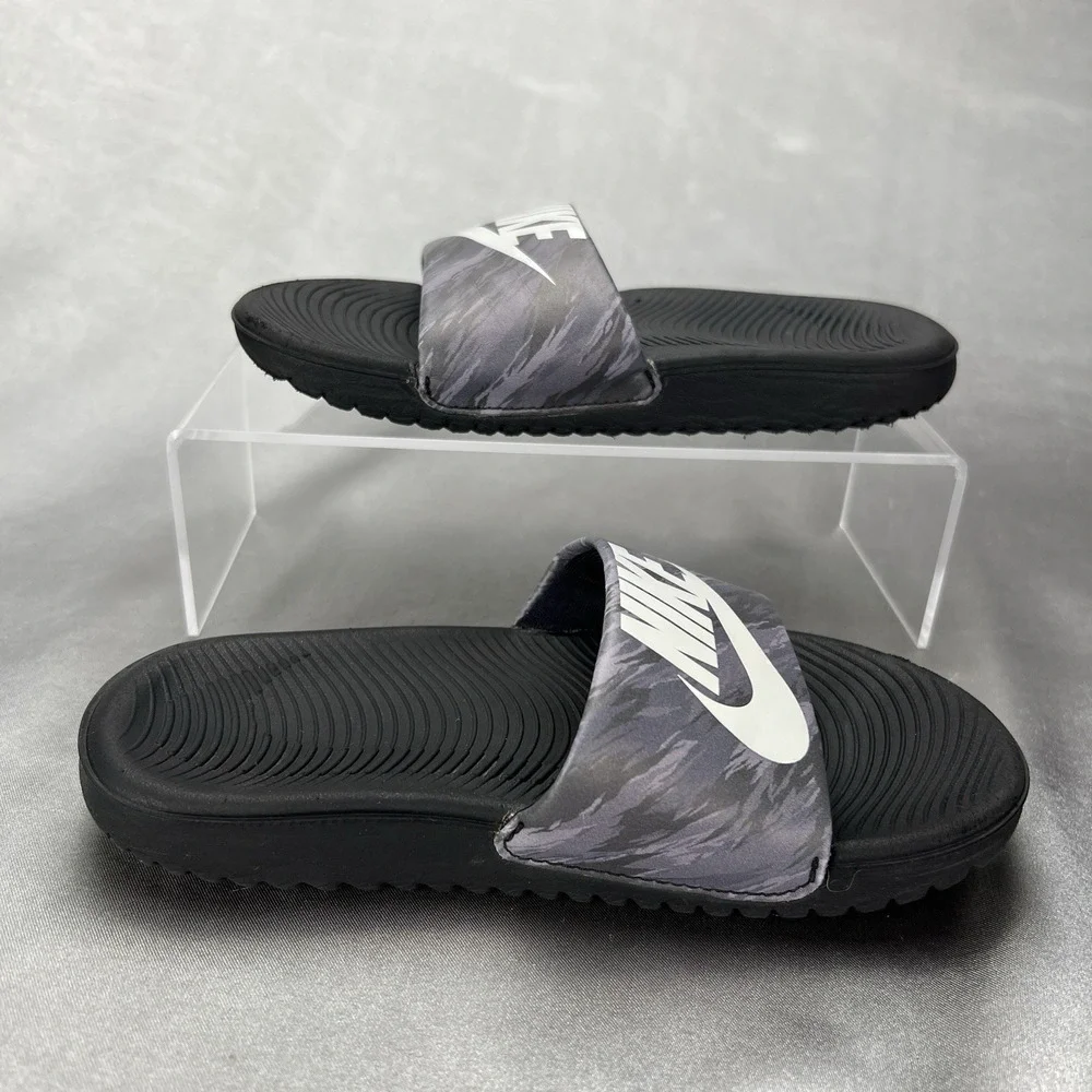 Nike Boys Size 11C Kawa SE Black/Pure Platinum Slide Sandals (GS/PS)‎ Pool Beach